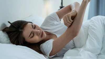 Uzmanı uyardı. Geceleri artıyorsa uyuz habercisi olabilir