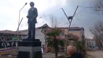 Fay hattı bir tek Atatürk büstünü yıkamadı. Cumhuriyetin kurucusu ile uğraşmayın