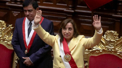 Peru, Meksika’daki büyükelçisini geri çektiğini duyurdu