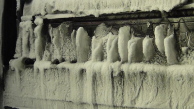 Doğunun en soğuk şehri eksi 22'yi gördü