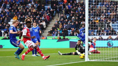 Arsenal kazandı, puan farkını açtı