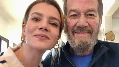 Derya Şensoy babasının doğum gününü unutmadı. 'Babası kılıklı' oldum