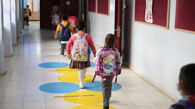 Uzmanı anne ve babaları uyardı. Deprem sonrası çocukların uyum süreci için 5 öneri