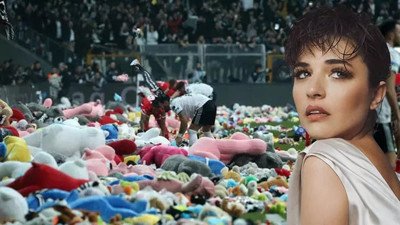 Sahaya atılan pelüş oyuncaklar Gonca Vuslateri'yi ağlattı