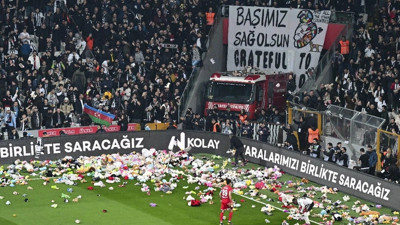 Bahçeli istifa edince 50 yıllık Galatasaraylı ünlü yazar Beşiktaşlı oldu