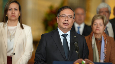 Kolombiya'da cumhurbaşkanının kabinesinden 3 üst düzey ayrılık