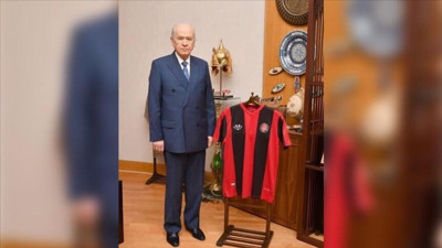 Karagümrük’ten Bahçeli açıklaması. Beşiktaş üyeliğinden ayrılıp Karagümrük’e üye olacağını söylemişti