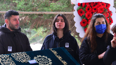 Genç oyuncu Helin Kandemir'den babaya son bakış! Henüz 47 yaşındaydı