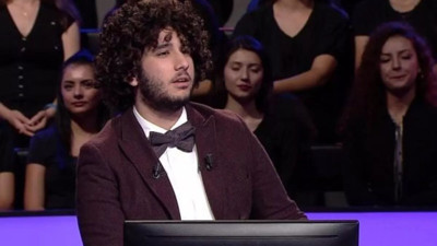 Depremde odası yerle bir olan Arda Ayten paylaştı. Kim Milyoner Olmak İster'de 1 milyon lira kazanmıştı