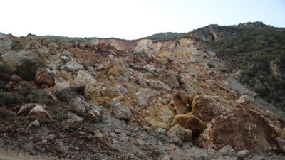 Depremde dağ dağa kavuştu