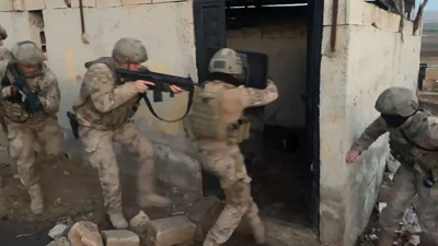 3 ilde 'Kökünü Kurutma' operasyonu! Çok sayıda gözaltı var