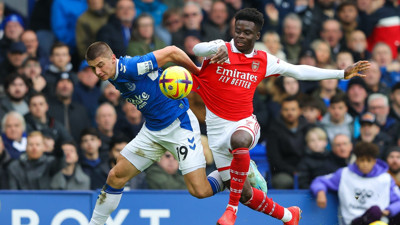 Arsenal Everton'a fark attı
