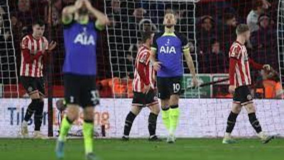 Tottenham'a Sheffield United şoku