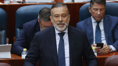 Anayasa Mahkemesi yargıcı kırmızı ışıkta geçince istifa etti. Tabii ki Türkiye’de değil