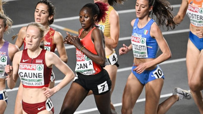 Yasemin Can ve Emine Hatun Mechaal 3000 metrede finalde