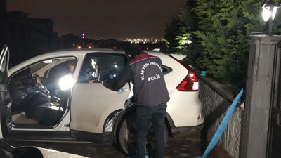 Evine gidip tartıştığı doktorun aracını kurşunladı (03 Mart 2023)