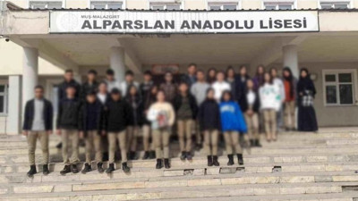 Yemek harçlıklarını birleştirip depremzedelere gönderdiler