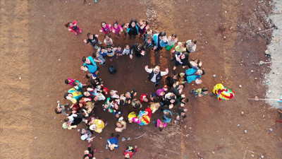 Sanat dünyası depremzedeler için bir arada