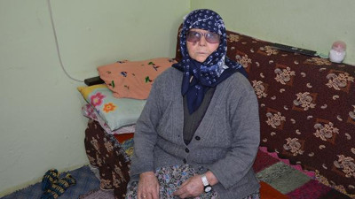 Tarlasını depremzedelere konteyner ev bağışlamak için sattı