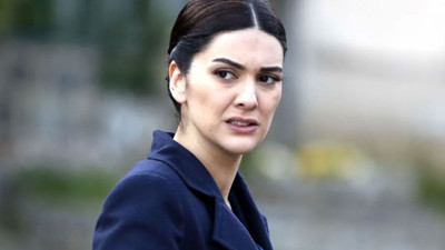 Bergüzar Korel deprem bölgesine dair paylaşımda bulundu. Hatay'da 'su' diye haykırıyorlar