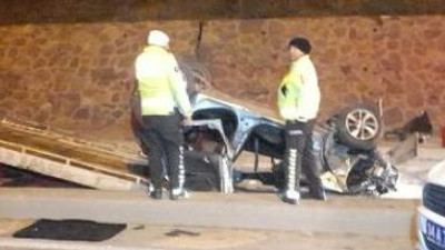 Demir sürücüye ok gibi saplandı