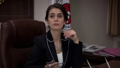 Oyuncu Çiğdem Batur: Bu günlerde kafalar karışık. 'Kurtlar Vadisi'nin Savcı Leyla'sı ülkeyi terk mi edecek?