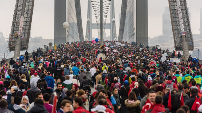 İstanbul'dan kaçan kaçana. İki şehre akın edildi