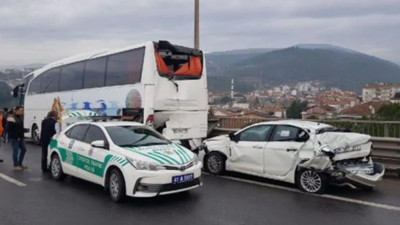 TEM'de 23 araç birbirine girdi. Yaralılar var