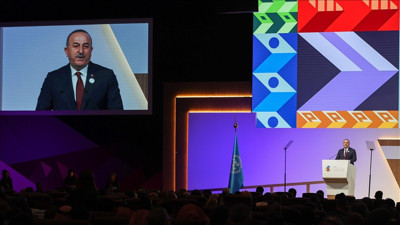 Çavuşoğlu, Doha'da ikili görüşmeler yaptı