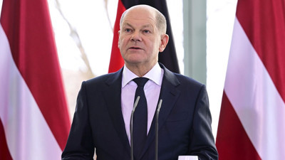 Almanya Ukrayna'ya silah yardımının devam edeceğini söyledi