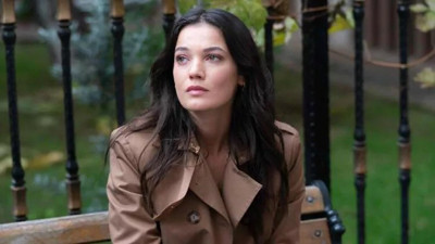 Pınar Deniz'den deprem paylaşımı. "Hiç geçmeyecek bir acı"