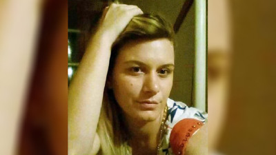 Cam silmek için çıktığı balkondan düşen Merve Abra hayatını kaybetti