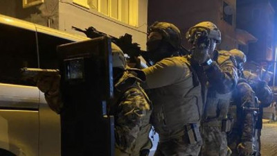 İstanbul'da helikopterli uyuşturucu baskını