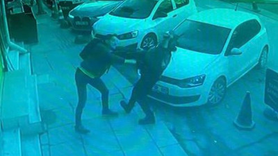 Yağlı güreşte kullanılan oyun kadını kurtardı