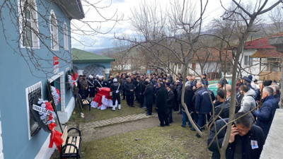 Kalbine yenik düşmüştü. Komiser yardımcısı son yolculuğuna uğurlandı