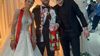 Damada 5 litrelik teneke zeytinyağı taktılar