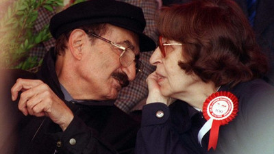 Bülent Ecevit'in Rahşan Hanım'dan önce kız arkadaşı var mıydı? Rahşan Hanım'ın yanında açıklamıştı