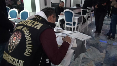 Antalya’da eş zamanlı 'Huzur' operasyonu