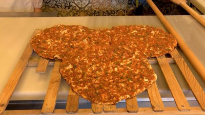 Uçtu uçtu...Lahmacun fiyatları uçtu