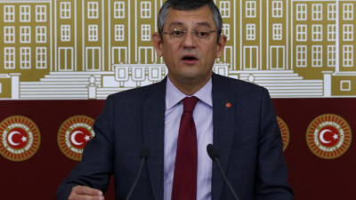 CHP'li Özgür Özel'den flaş iddia: Saray'da her biri 70 bin euroya çok sayıda at alındı