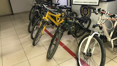 Hırsızlık şüphelileri çaldıkları bisikletlerle yakalandı