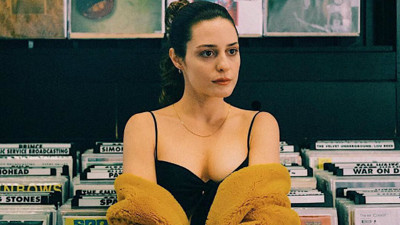 Oyuncu Seren Şirince'den şaşırtan karar. Evlenip ülkeyi terk etmişti