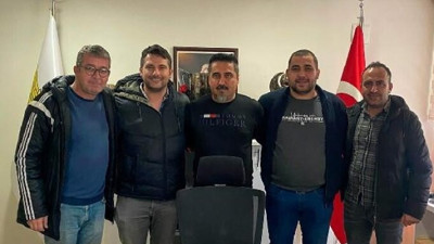 Akhisarspor'da yönetim sil baştan