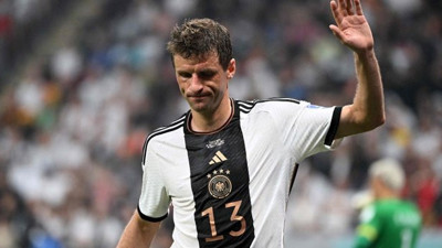 Hansi Flick Thomas Müller için kararını verdi. Alman taraftarlar şaşkına döndü