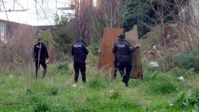 İstanbul'da kan donduran olay. Cansız bedenini behçenin duvarına astılar