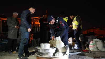 Depremzedelerin evlerine giren hırsızlar yakalandı