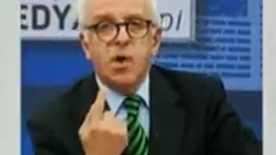 Zafer Arapkirli skandalların adresi Kızılay Başkanı'na meydan okudu. Canlı yayında verdi veriştirdi