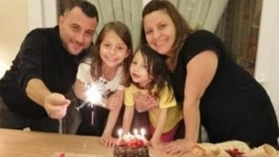 Enkaz altında kalan 10 yaşındaki çocuğun ses kayıtları ortaya çıktı: Baba galiba ben de öleceğim. Hiç kimse yardım etmiyor