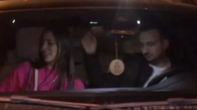 Zehra Çilingiroğlu sevgilisiyle İstanbul gecelerinde görüntülendi. Hülya Avşar bakalım ne diyecek?