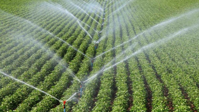 Depremin vurduğu ilçede sulama işleri için çalışma başlatıldı